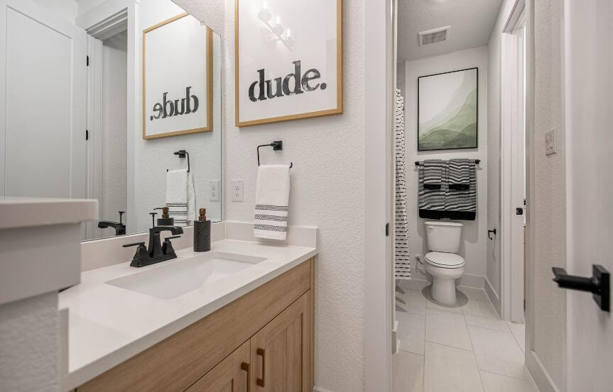 Chesmar Kimberly Model  Bath in Sweetwater