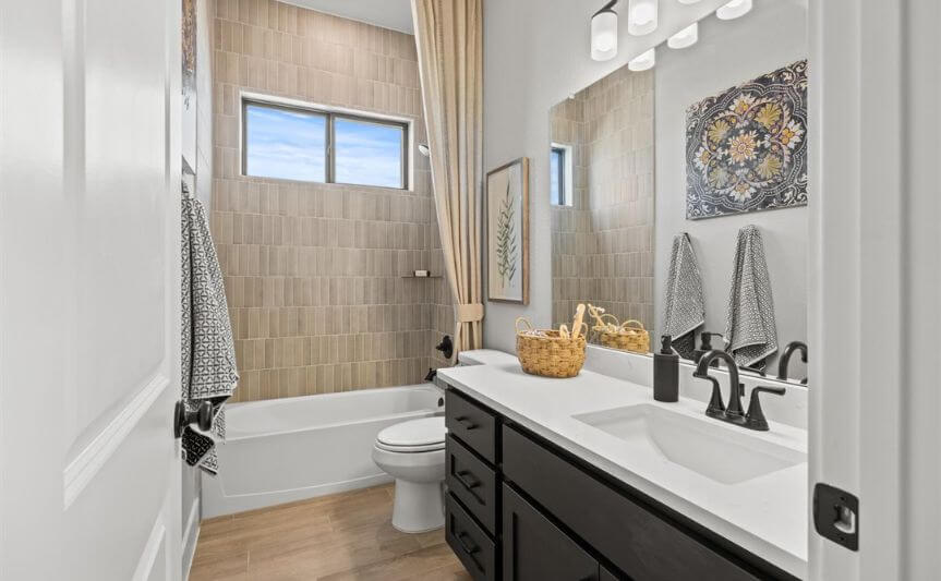 Sweetwatre Chesmar Maverick Model (16)