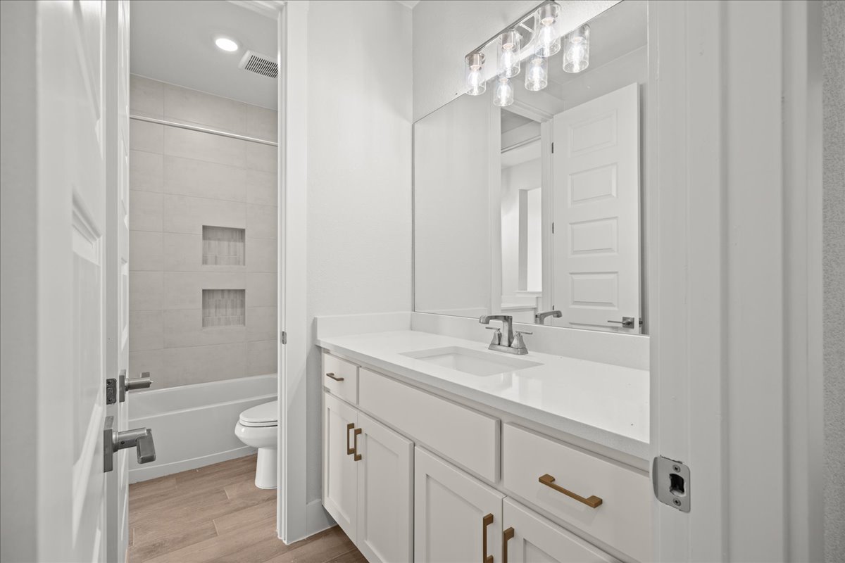 15 19120 Hopper Lane 16